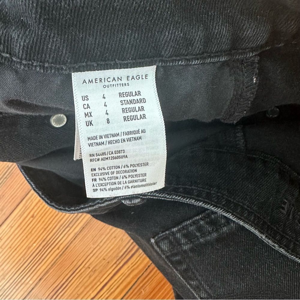 Sz 4 American Eagle black denim skirt - Picture 4 of 4
